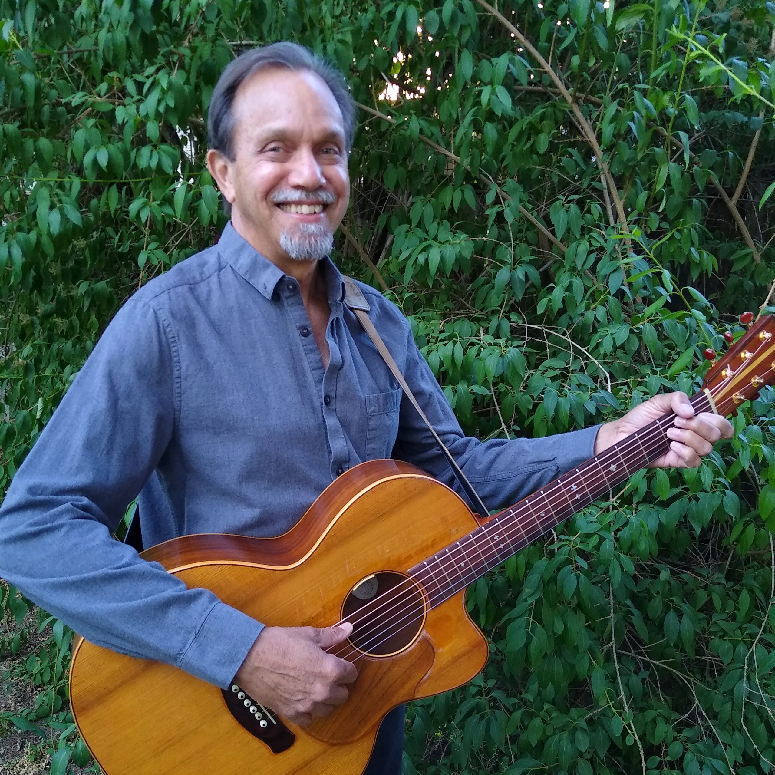 Barry Truter with guitar